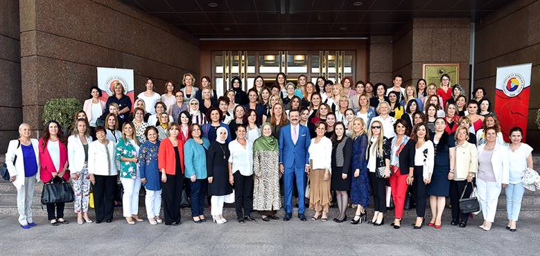 TOBB Kadın Girişimciler Kurulu’ndan Ticaret Bakanı Ruhsar Pekcan’a ziyaret